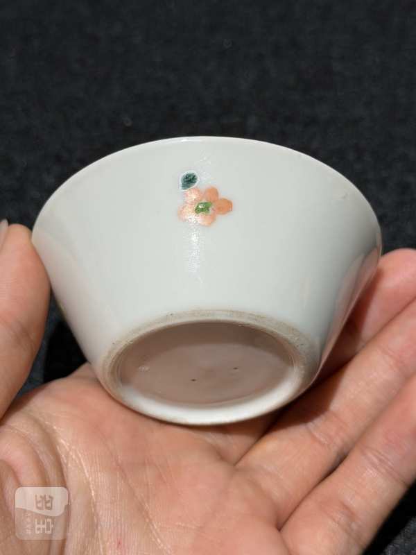 清雍正 粉彩折枝花卉纹马蹄杯一组十只 - 图32